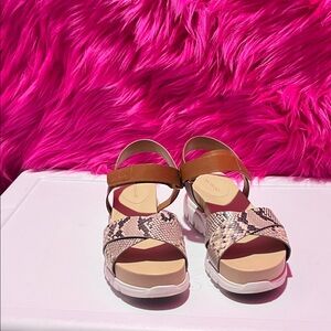 Ladies Snake-Print COLE HAAN Sandals with Brown Straps